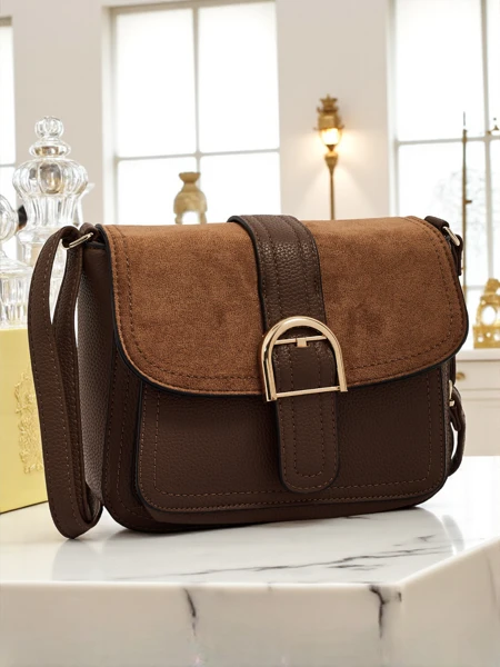 Majhna ženska torbica iz eko usnja Karelia