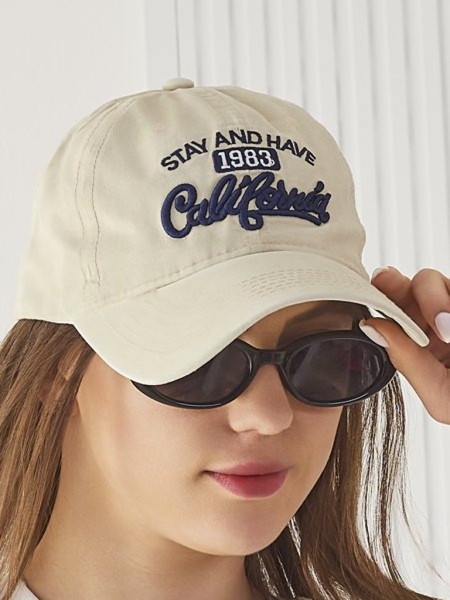 Royalfashion Uniseks kapa z ščitnikom California