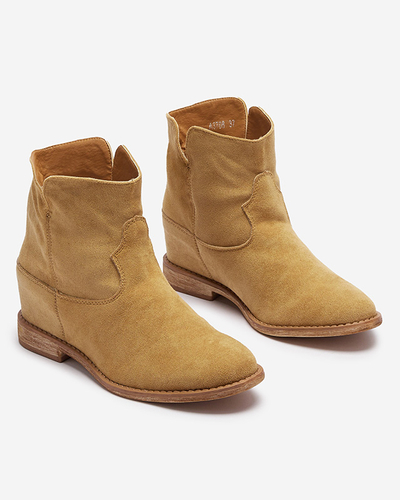 Royalfashion Kowbojki na krytym koturnie w kolorze camel Bluestone