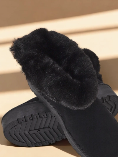 Royalfashion Ženski škornji a'la snow boots v črni barvi Goroggo