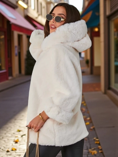 Royalfashion Ženska jakna od imitacije krzna