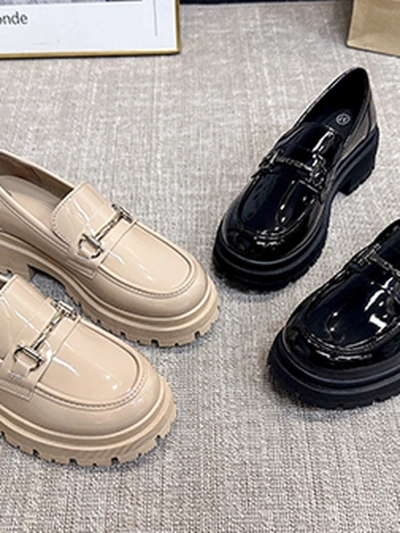 Royalfashion Ženske lakirane mokasine Adelio