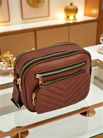 Majhna ženska torbica iz eko usnja Lunar Elegance