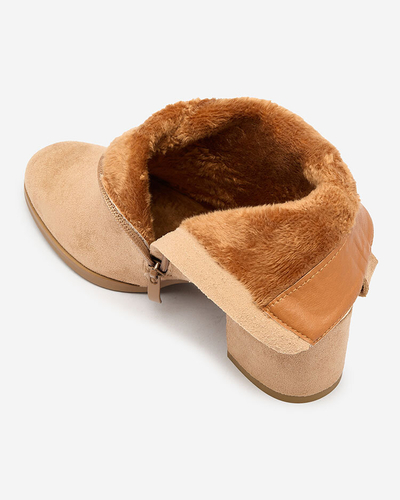 Royalfashion Ženski škornji z nizkimi petkami svetlo rjave barve Dogdas