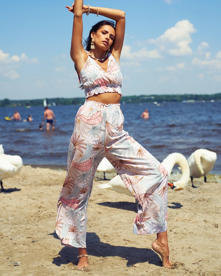 Royalfashion Wzorzysty damski komplet w kolorze jasnoróżowym