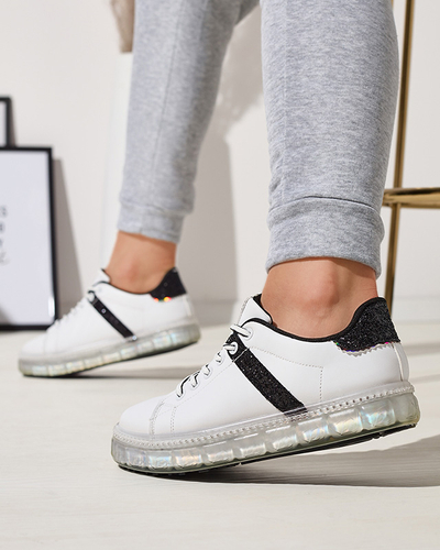 Royalfashion Sportowe buty damskie w kolorze białym z czarnymi wstawkami Asxa