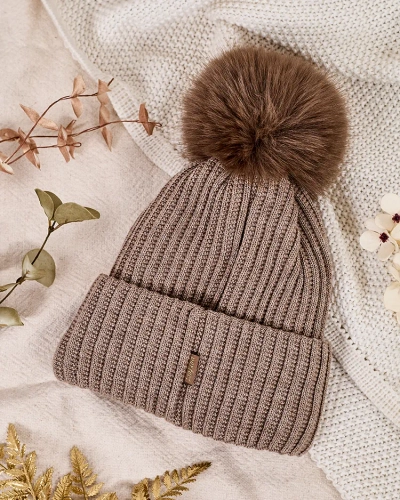 Royalfashion Ženski podstavljeni šešir s pomponom