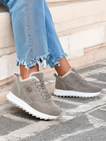 Royalfashion Grey ženski izolirani športni čevlji Lahho