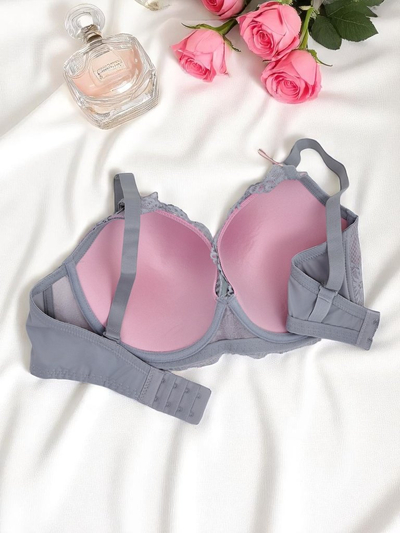 Royalfashion Ženski podložen čipkast nedrček Delicate Grace