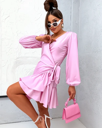 Royalfashion Ženska mini obleka s čipkami in kravato