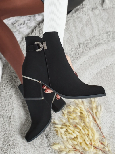 Ženski gležnarji iz eko usnja s peto Ruvina