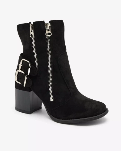 Royalfashion Ženski črni škornji z dekoracijo Feirrgo