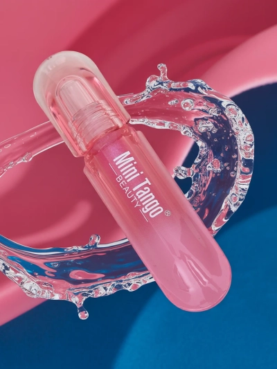 Sijaj za ustnice z bleščicami barva Witty