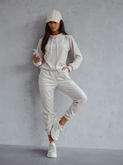 Royalfashion Ženski komplet trenirke v velur stilu