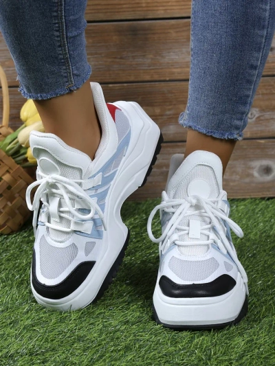 Royalfashion Ženski športni čevlji na debelejši podplati Loness