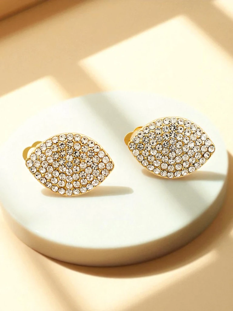 Royalfashion Ženski uhančki na zaponko s kubičnim cirkonom