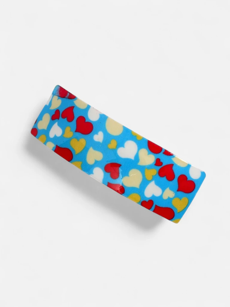 Barvita otroška lasna sponka s srčki