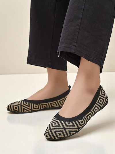 Royalfashion tkaninske ženske balerinke z geometričnim potiskom Metric
