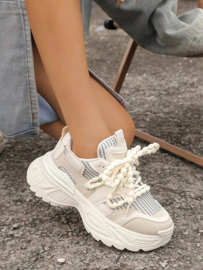 Royalfashion Ženski športni čevlji na debelejši podplati Loness