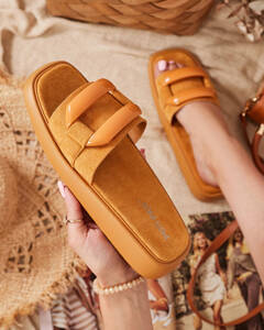 Camel [slv] || Brązowy || Jasnobrązowy