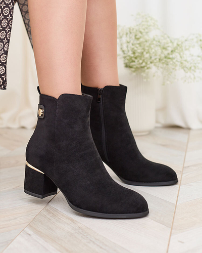 Royalfashion Ženski škornji z nizkimi petkami v črni barvi Dogdas