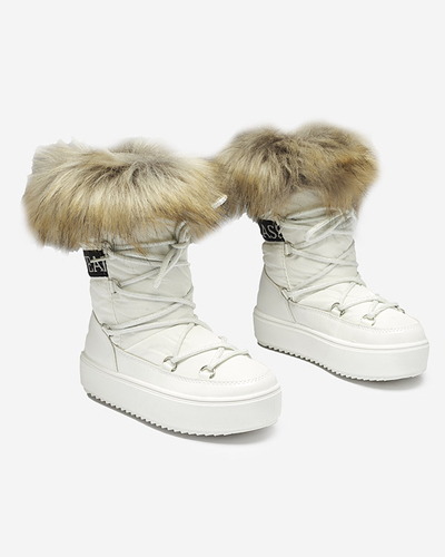 Royalfashion Białe dziecięce wsuwane buty a'la śniegowce z futerkiem Asika