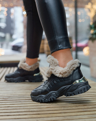 Royalfashion Sportowe czarne buty damskie z futerkiem Flixis