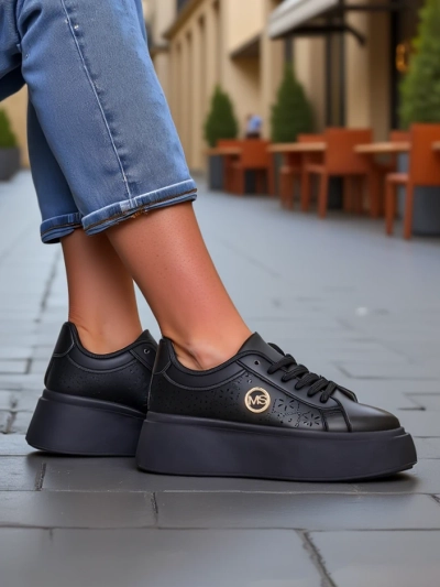 Ženski športni copati platforma Perseida Royalfashion črno eko usnje