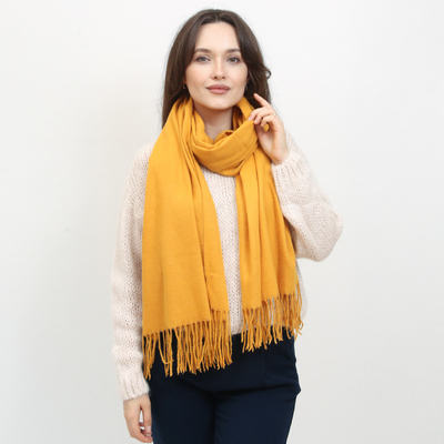 Musztardowy duży ciepły szalik z frędzelkami - Akcesoria