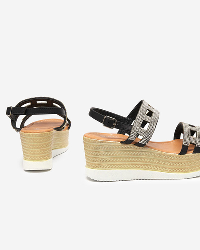 Royalfashion Czarne damskie sandały z cyrkoniami na koturnie Masewi