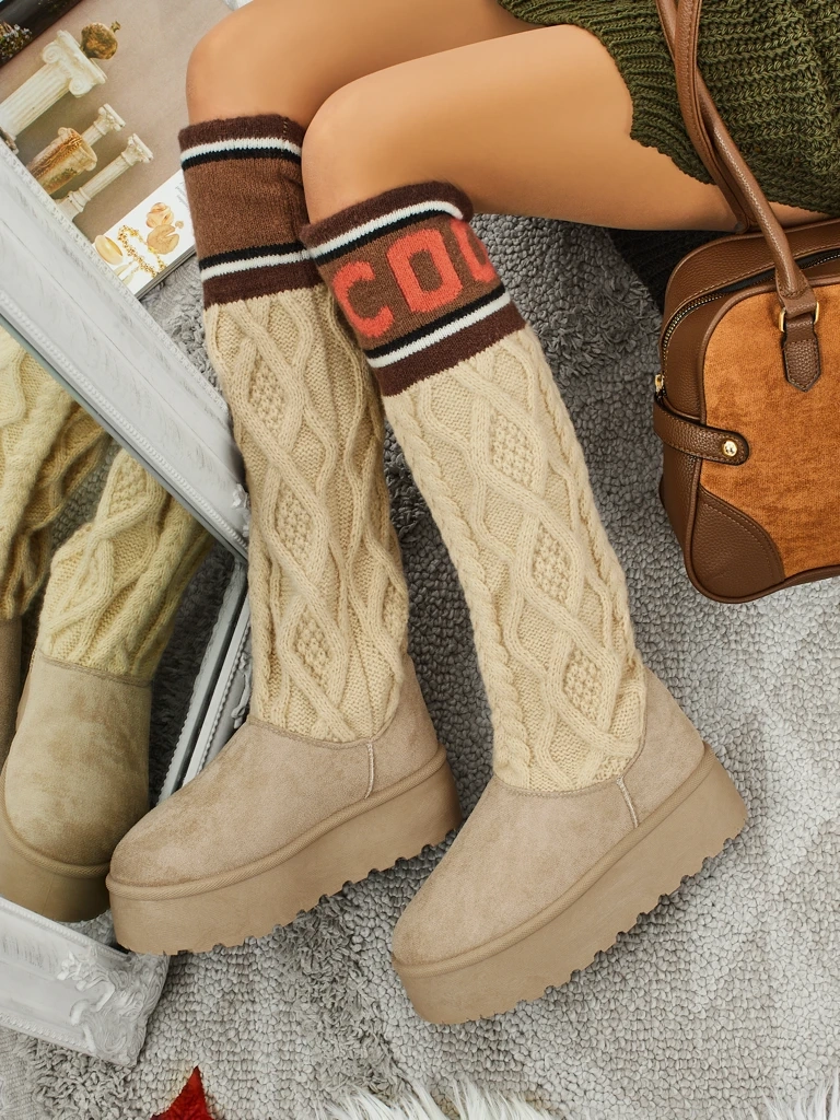 Visoki ženski škornji a la sneg z zgornjim delom Anane