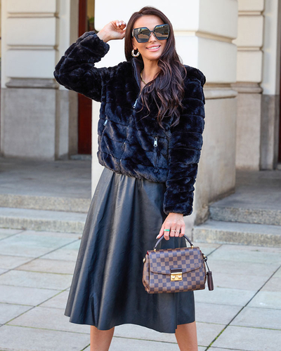 Royalfashion Dvostranska ženska jakna s krznom v črni barvi