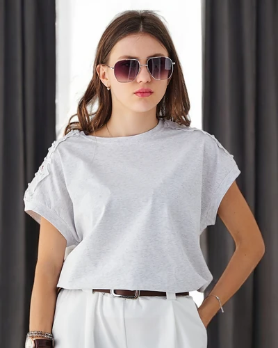 Royalfashion bombažna ženska majica s čipkastimi rokavi