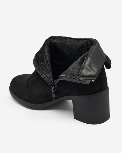 Royalfashion Črni ženski škornji z nizko peto iz eko semiša Rejerry