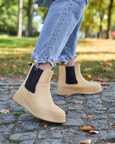 Royalfashion Bež ženski škornji a'la snežni škornji Uteris