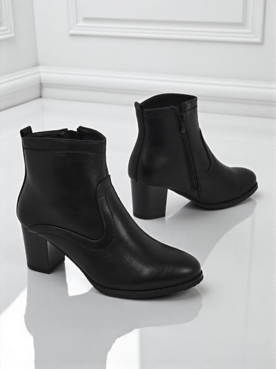 Ženski gležnarji iz eko usnja s peto Lunar Crest