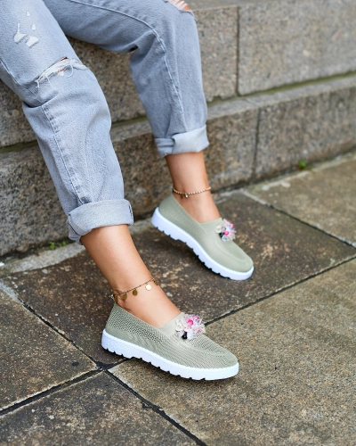 Royalfashion Khaki damskie materiałowe półbuty z kryształkami Fezens