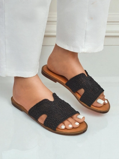 Rpyalfashion Ženski sandali z okrasnim paščkom Braida