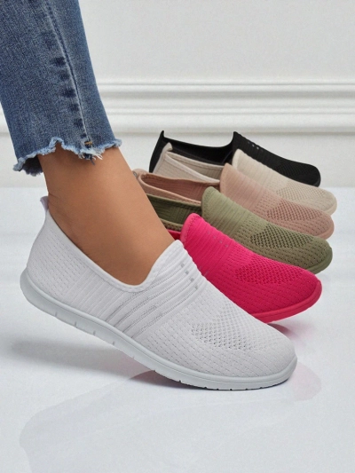 Ženski beli slip-oni Tkanina Callisto – lahki čevlji za pomlad in poletje