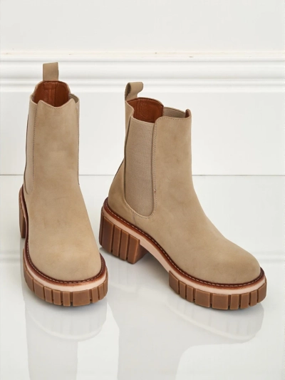 Gležnarji s peto iz eko nubuka Amber Walk