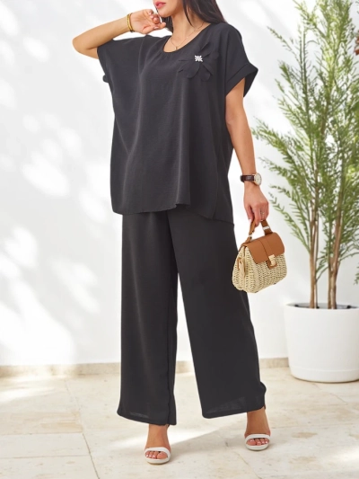 Royalfashion Ženski komplet s kratkimi rokavi, dekorativno cvetje in široke hlače