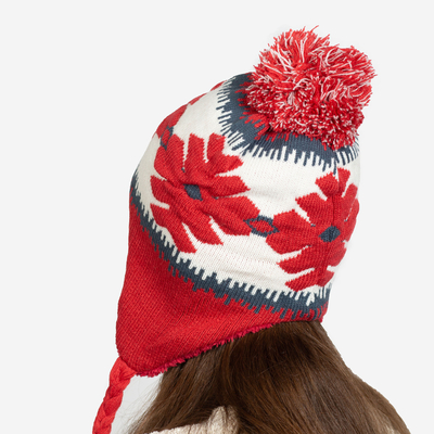 Czerwona damska ocieplana czapka w śnieżynki z pomponami - Akcesoria