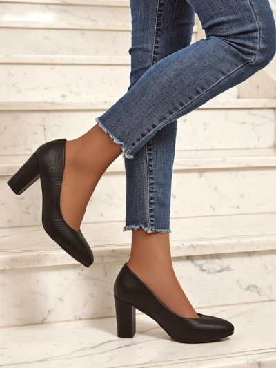 Royalfashion Ženski čevlji Sofia Lux iz ekološkega usnja