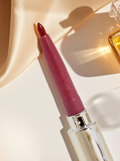 2-v-1 tekoče šminko in svinčnik za ustnice Rose Cream