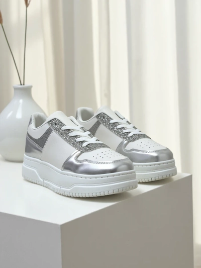 Royalfashion Ženske superge s svetlečimi elementi Qisofi