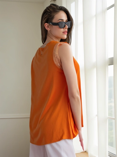 Royalfashion Ženska brezrokavna bluzica z čipko