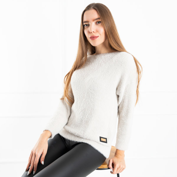 Royalfashion Klasyczny sweter beżowy oversize