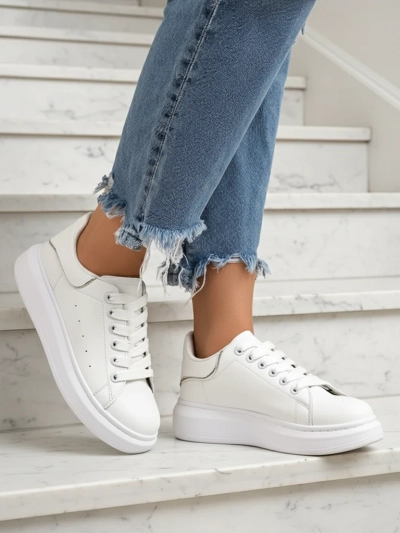 Beli športni copati Athena iz eko usnja