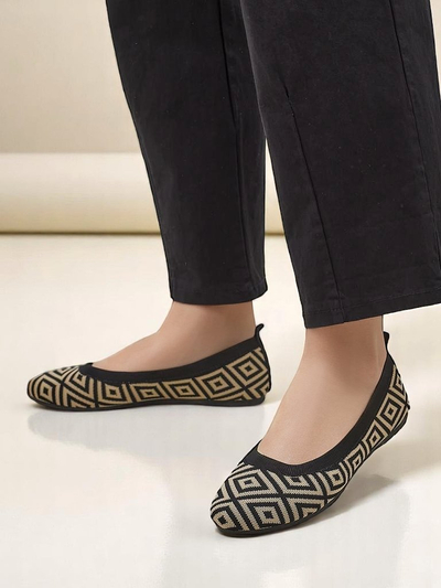 Royalfashion tkaninske ženske balerinke z geometričnim potiskom Metric