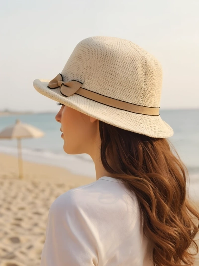 Royalfashion Ženski klobuk z okrasnim trakom Poletna Grace